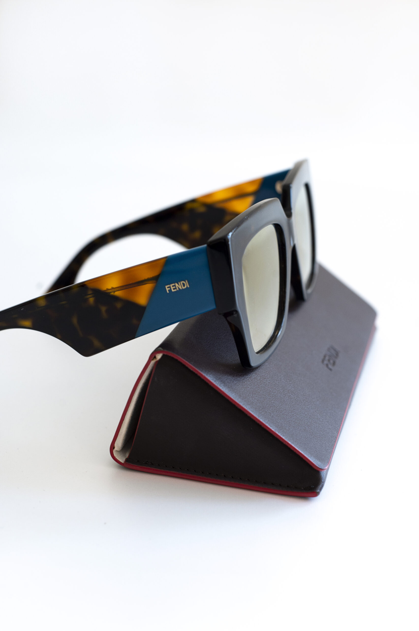FENDI SUNGLASSES - Image 2