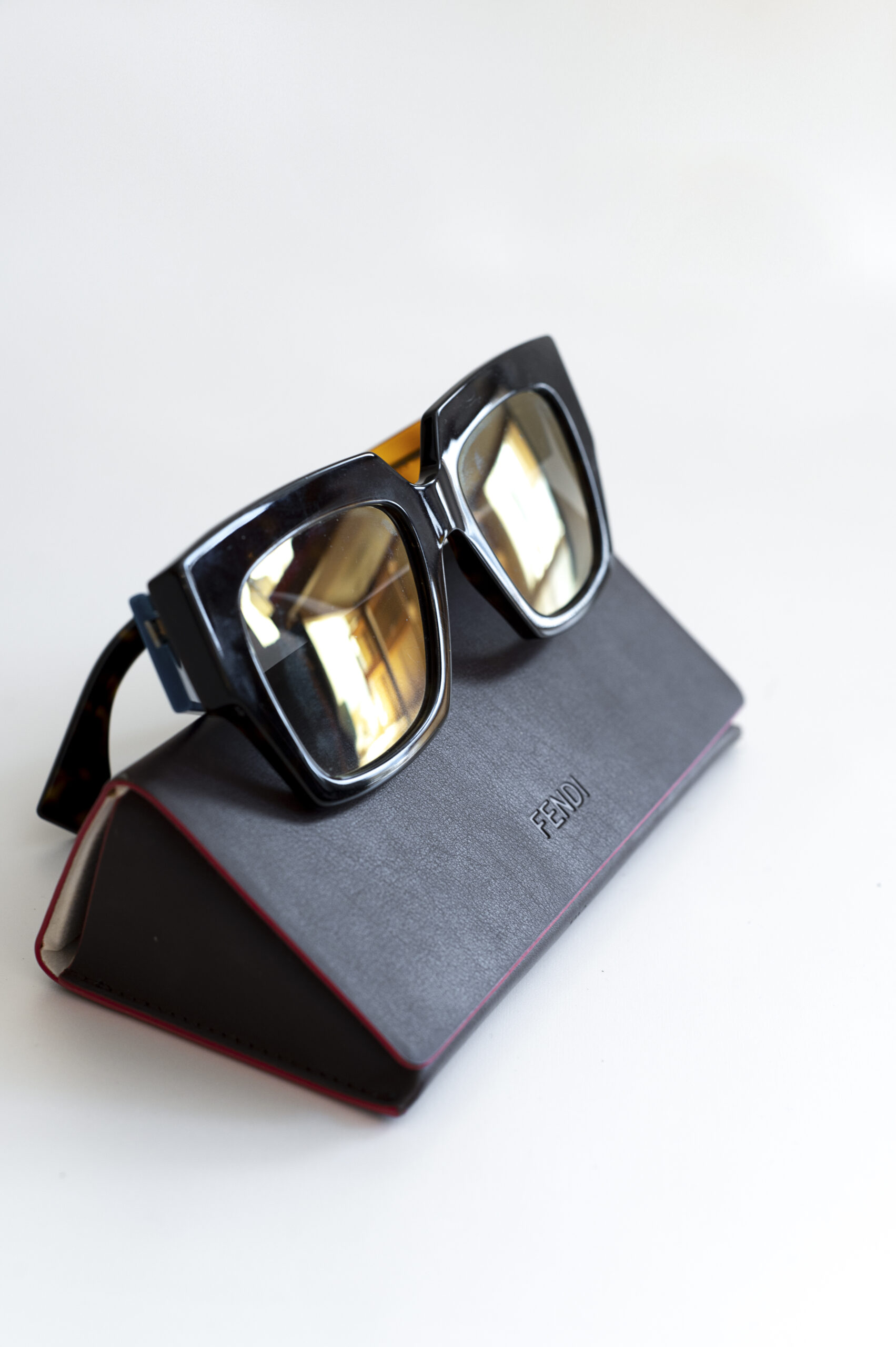 FENDI SUNGLASSES