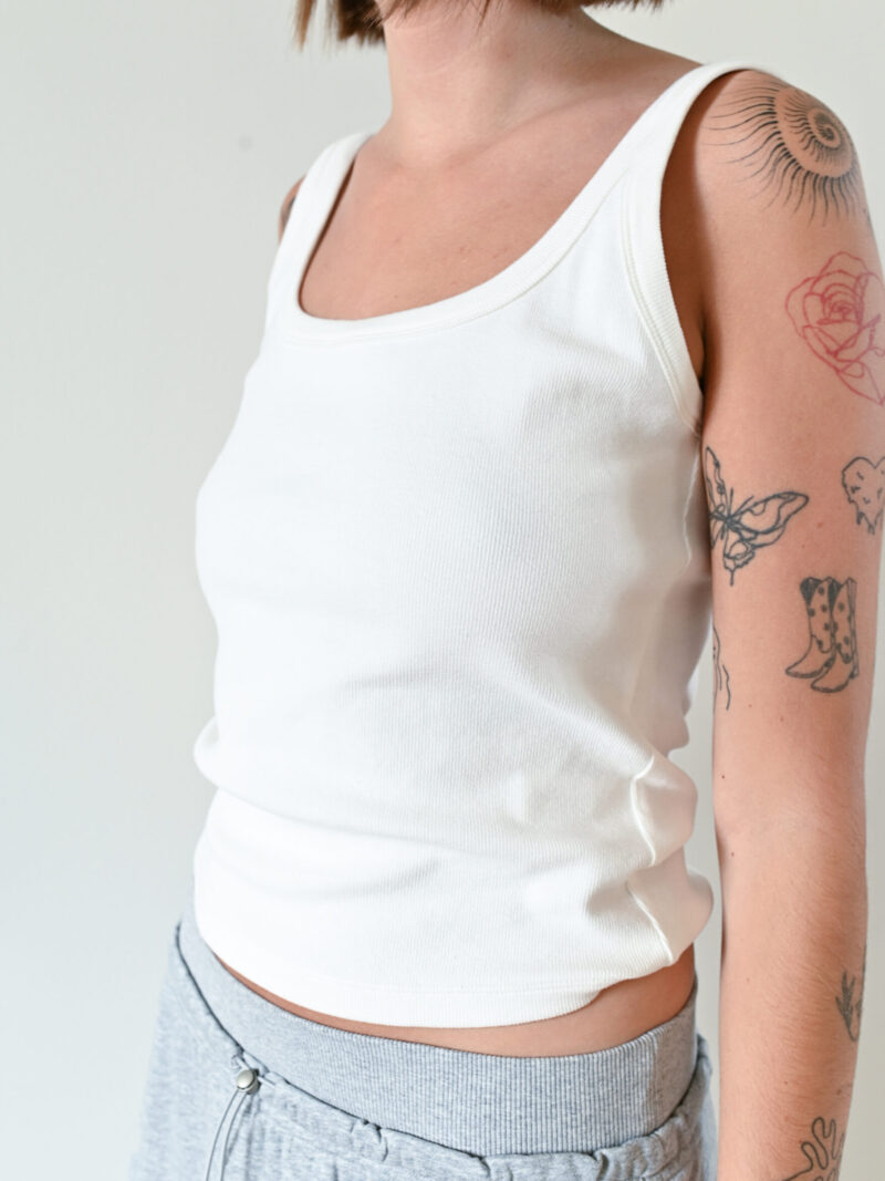 WHITE TANKTOP