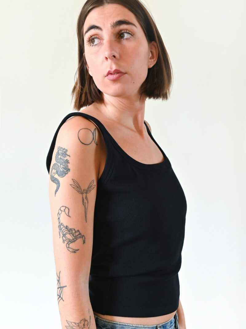 BLACK TANKTOP