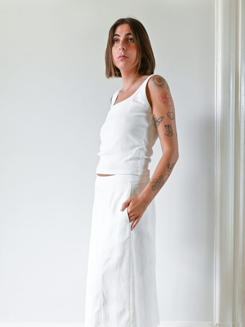 WHITE SKIRT
